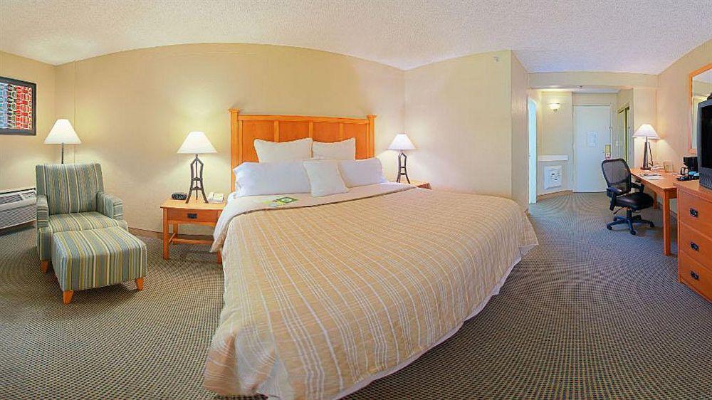 Wyndham Garden New Orleans Airport Hotel Metairie Kültér fotó